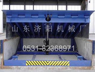 固定液壓登車橋(點擊查看)