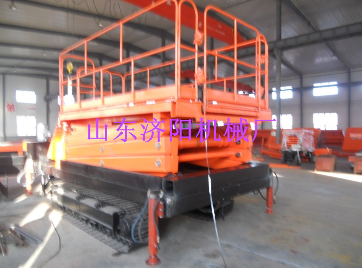 履帶式升降平臺(點擊查看)